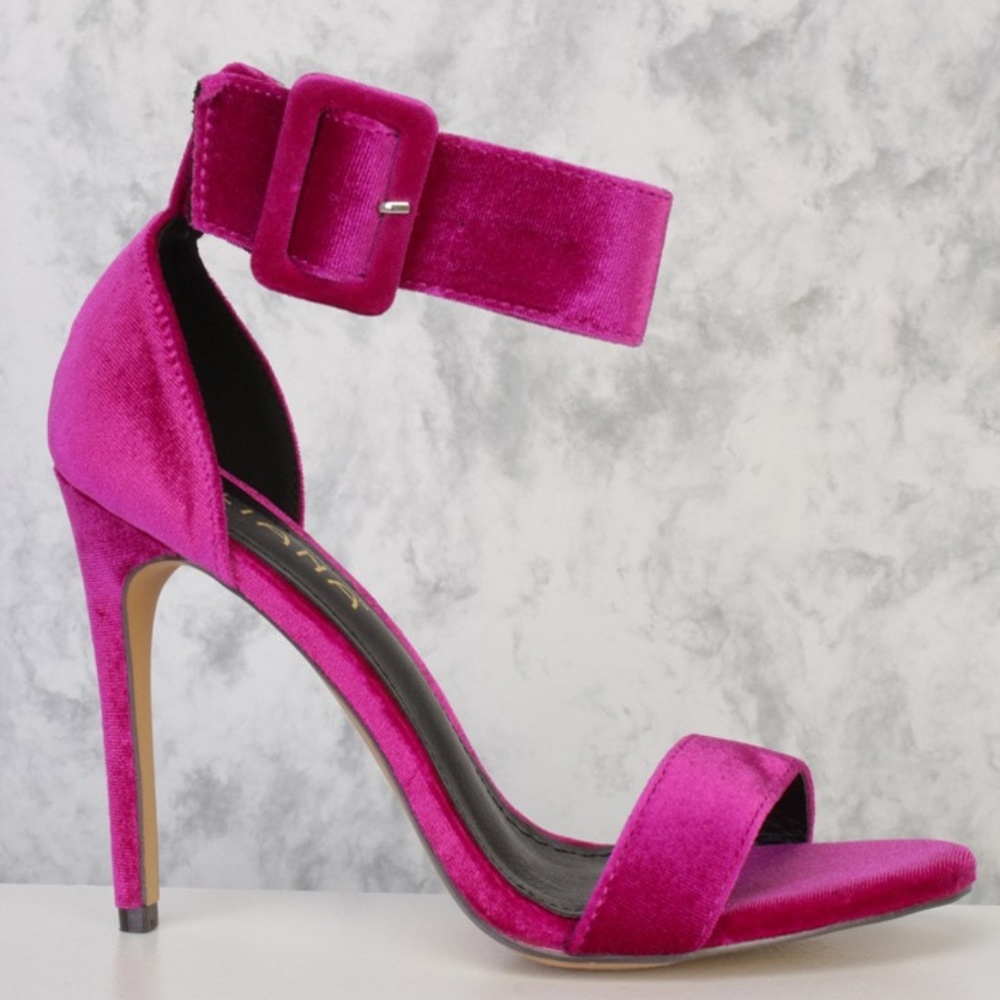 Liliana Golden Purple Velvet Strap Heels BNIB
